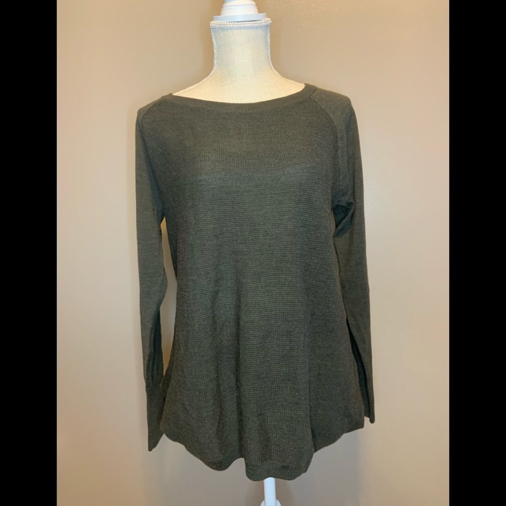 Max Studio wool sweater - Picture 2 of 4